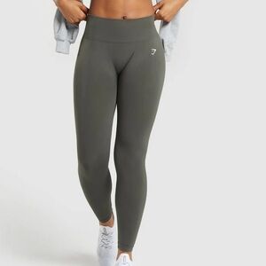 Gymshark Sheer Sided Leggings in Evergreen NWOT